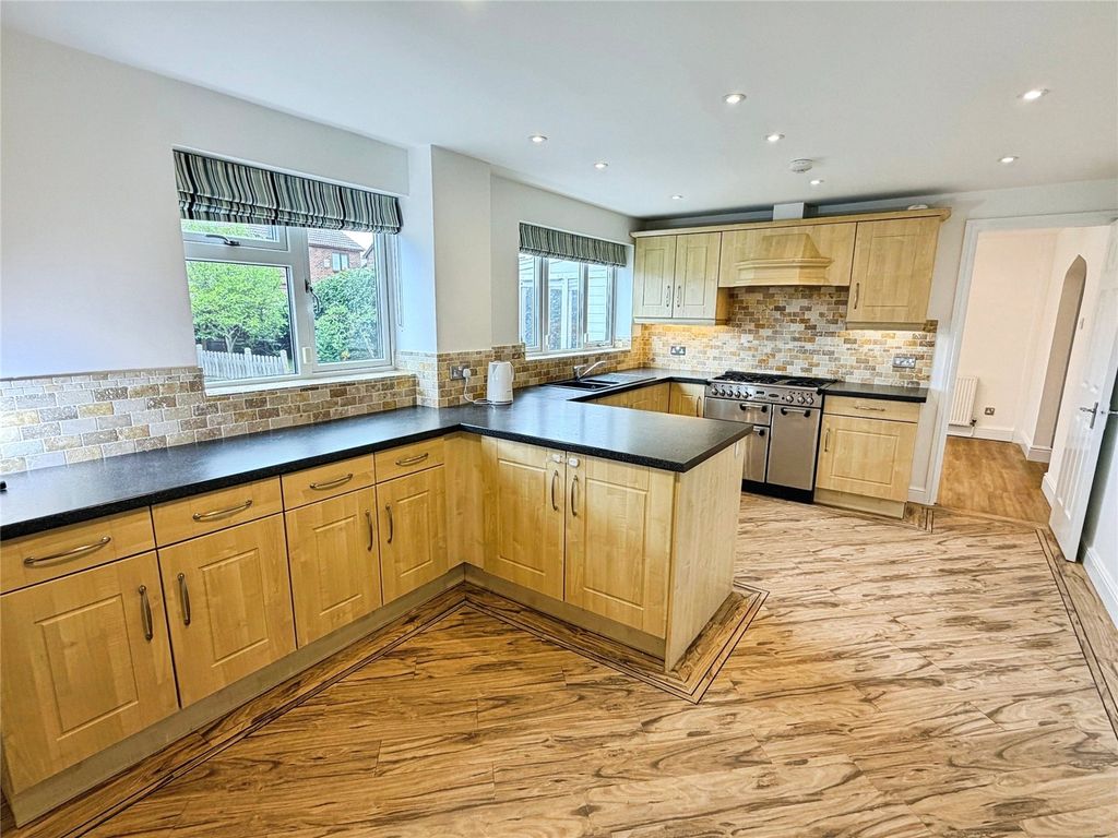 Property photo 2 of 34 Main Kitchen