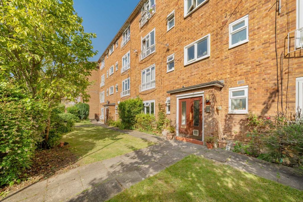 Property photo 1 of 7