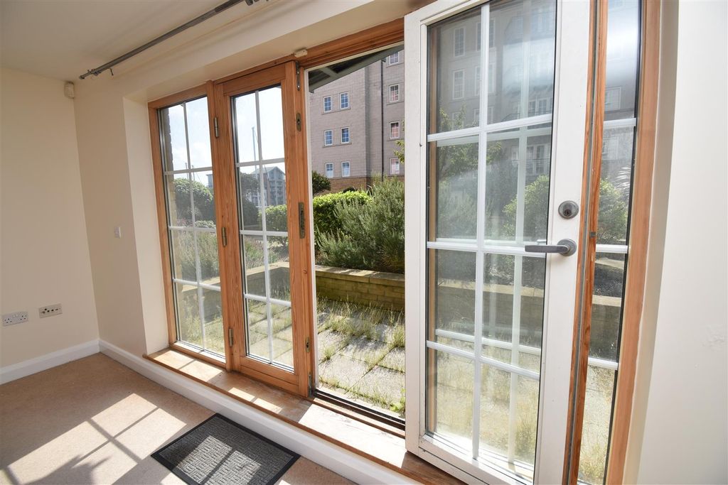 Additional image 5 of 2 bed flat for saleLower Burlington Road, Portishead. BS20