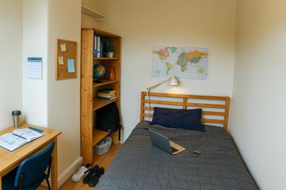 Property photo 2 of 8 Chatgpt Image Nov 26, 2025, 10_00_51 Am.Png