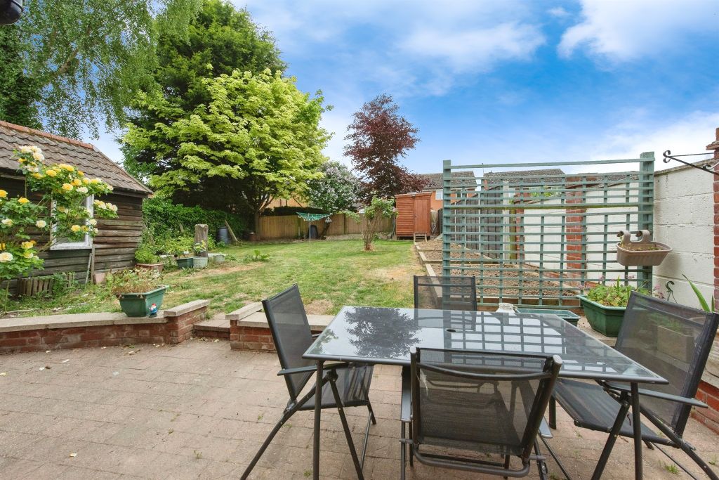 Property photo 2 of 19