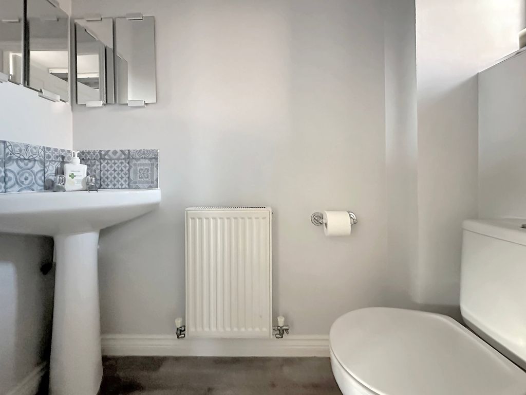 Property photo 3 of 22