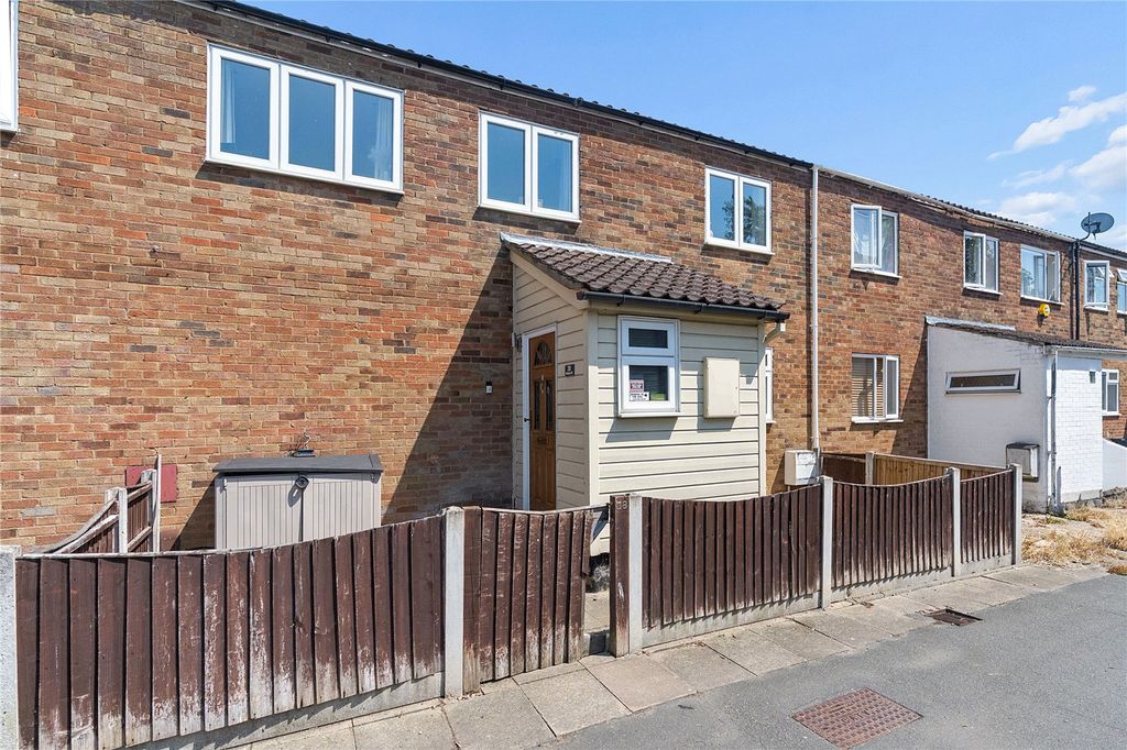 Property photo 1 of 16 Pfront