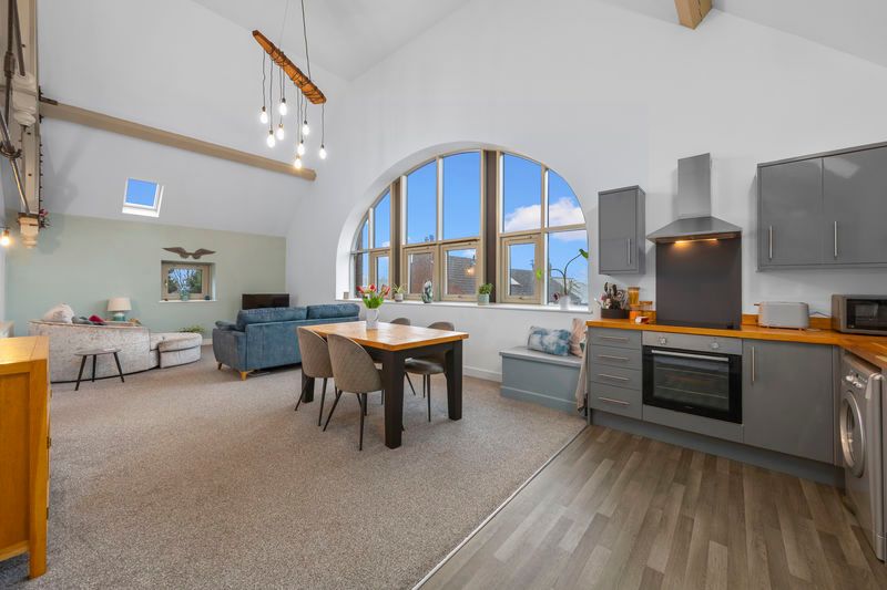 Property photo 2 of 24 Kitchen Diner