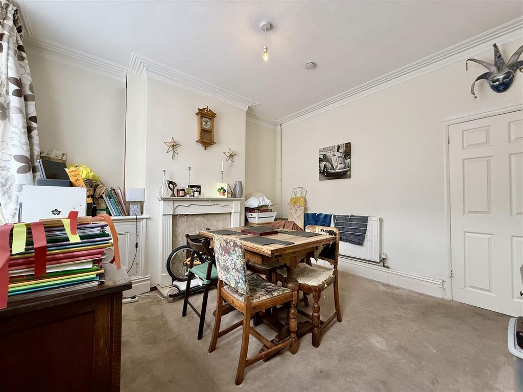 Property photo 3 of 16 3