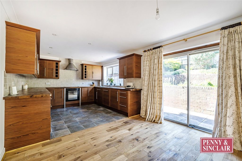 Property photo 3 of 16 Picture No. 66