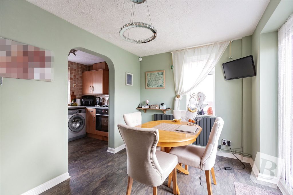 Property photo 2 of 19 Picture No. 05