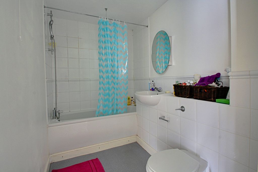 Property photo 3 of 5