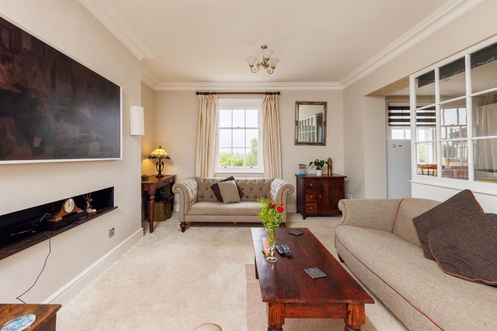 Property photo 1 of 31 33 Long Fox Manor-18.Jpg