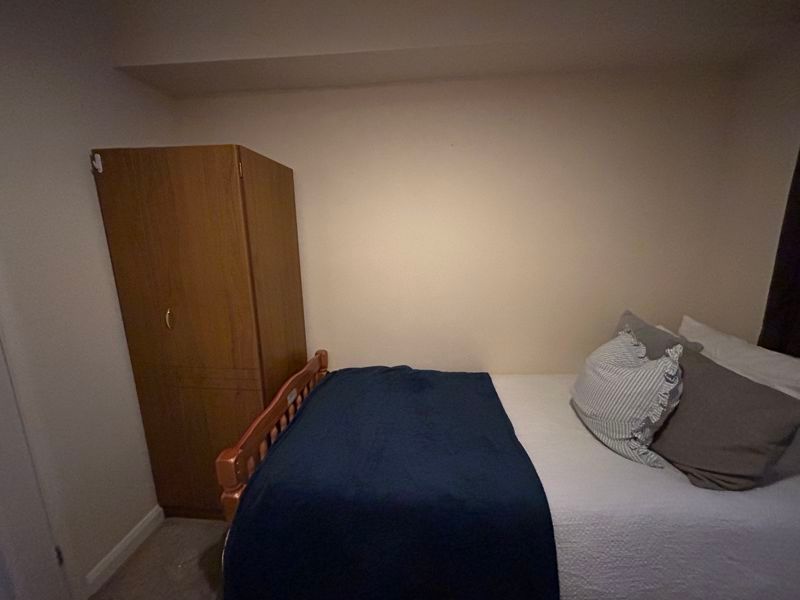 Property photo 2 of 10 Photo 8