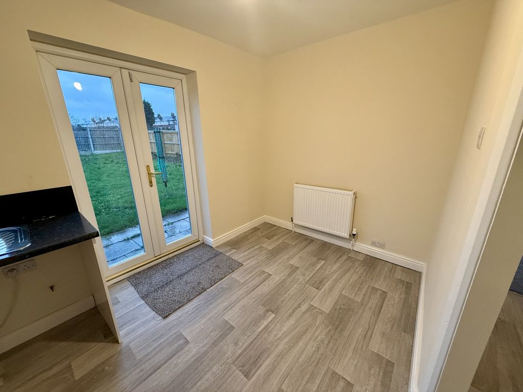 Property photo 3 of 12 Img_8710