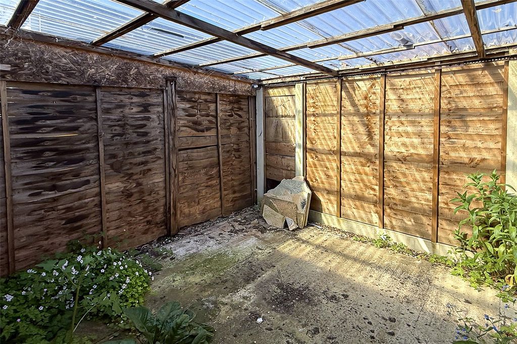 Additional image 7 of Studio for saleArundel Road, Littlehampton, West Sussex BN17