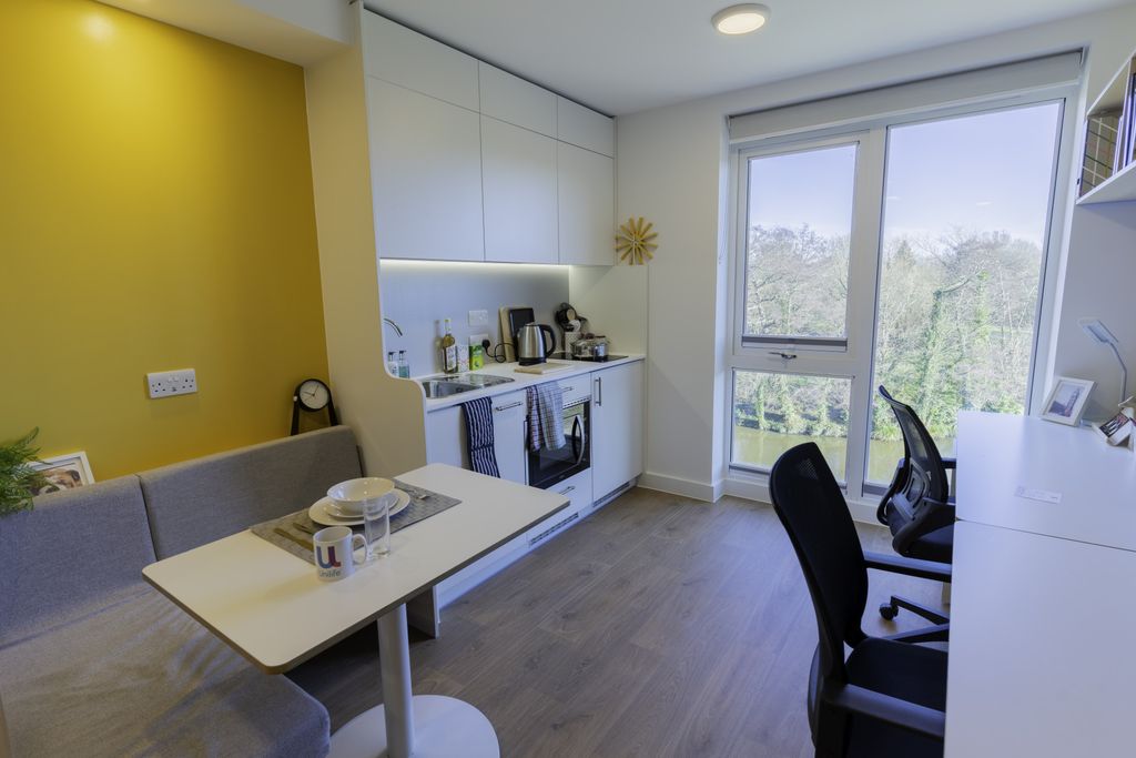 Property photo 1 of 8 8356381.Jpg