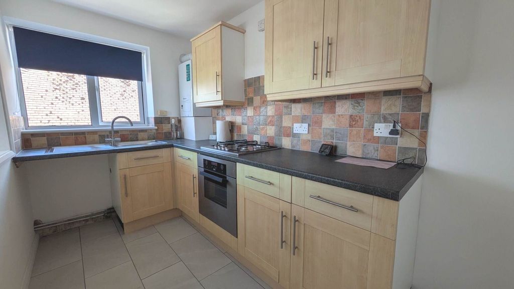 Property photo 2 of 14