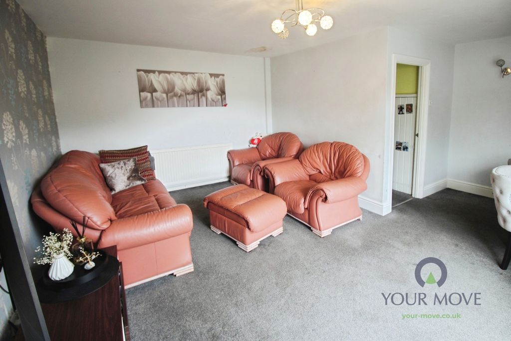 Property photo 3 of 9 Pbox-Img.Jpg