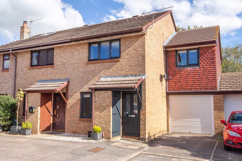 Property photo 1 of 15 External