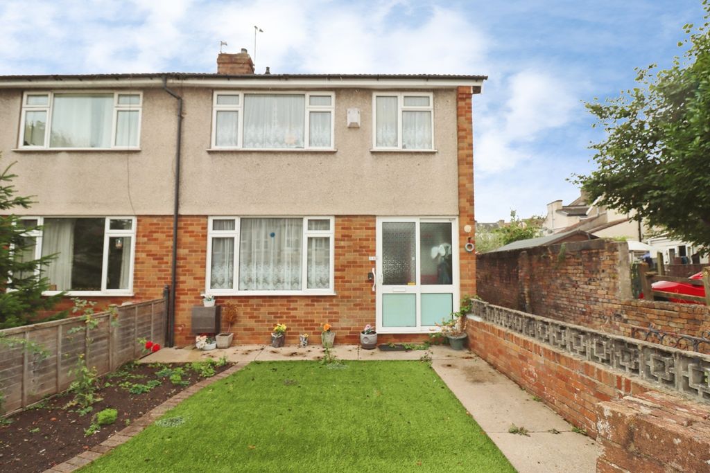 Property photo 1 of 17 Pbox-Img.Jpg