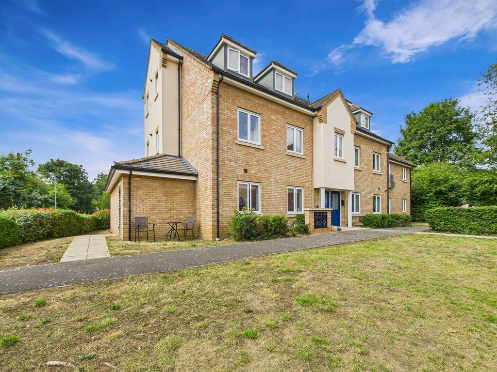 Property photo 1 of 8