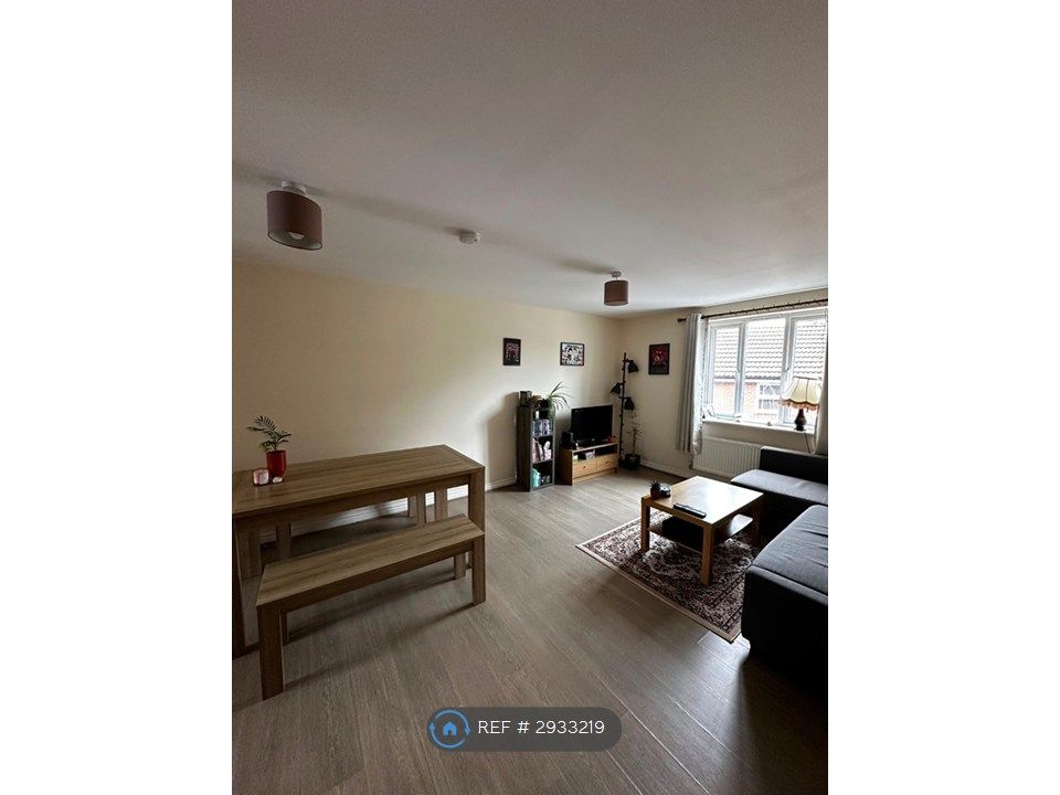 Property photo 3 of 14 Lounge/Diner