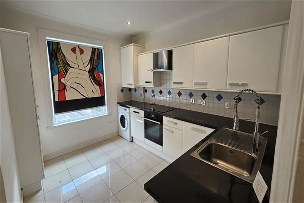 Property photo 1 of 5 (Main)