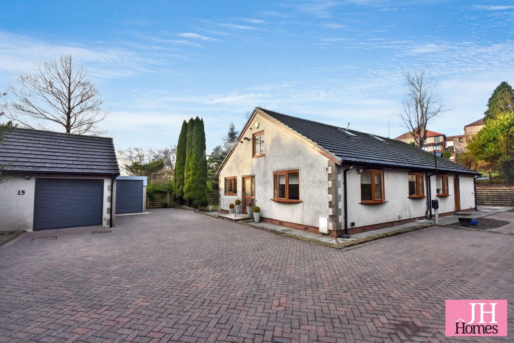 Property photo 1 of 35