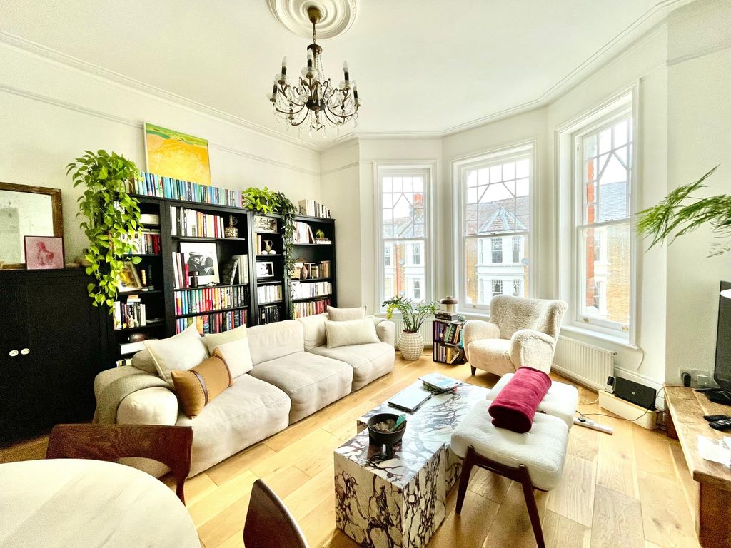 Property photo 1 of 19 Photo 14