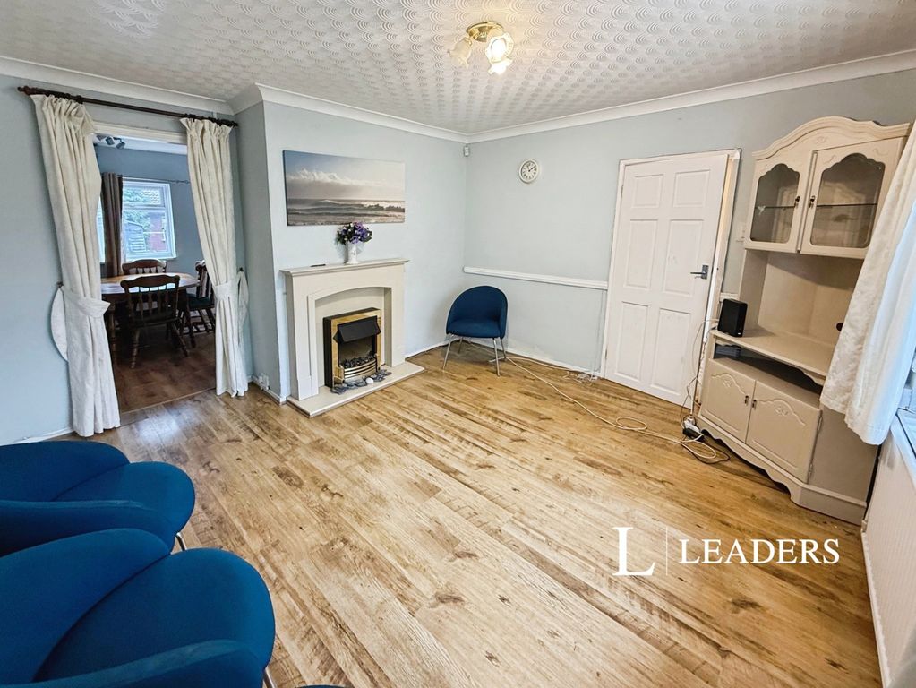 Property photo 3 of 10 Pbox-Img.Jpg