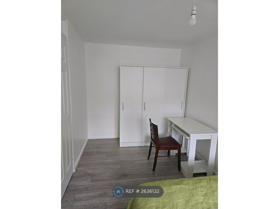 Property photo 2 of 3