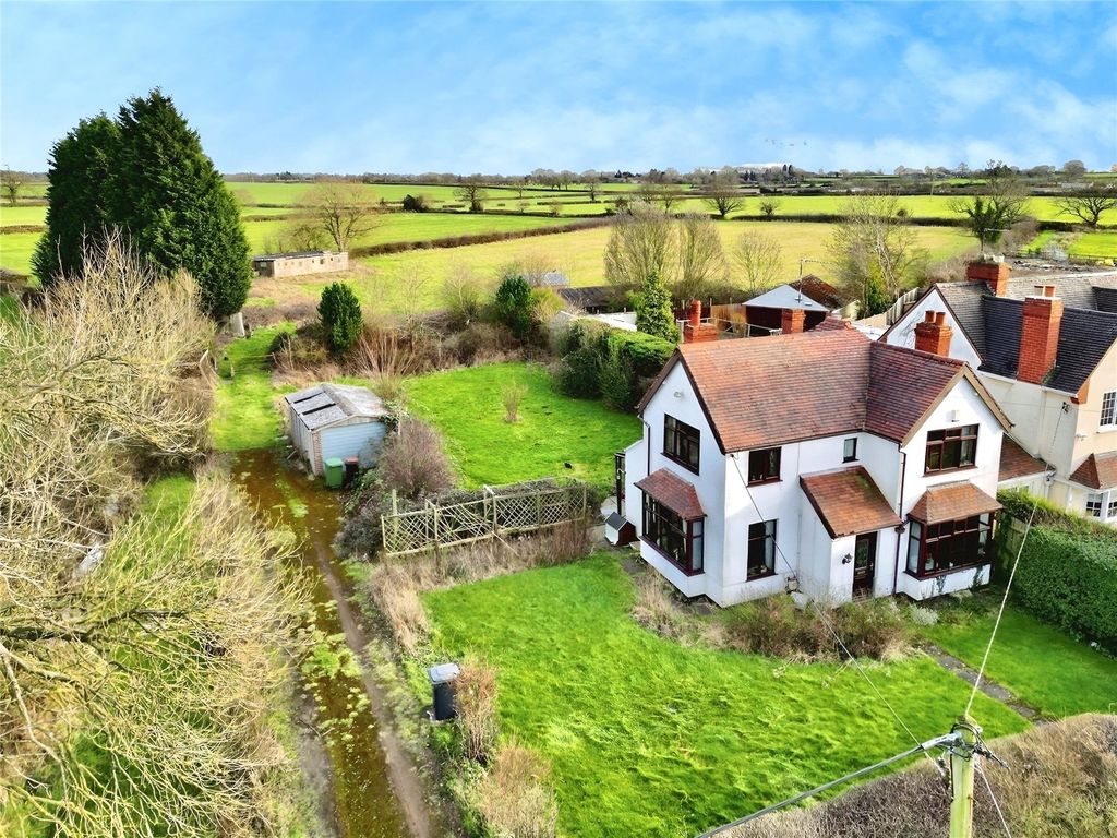 Property photo 1 of 35 Picture No. 03