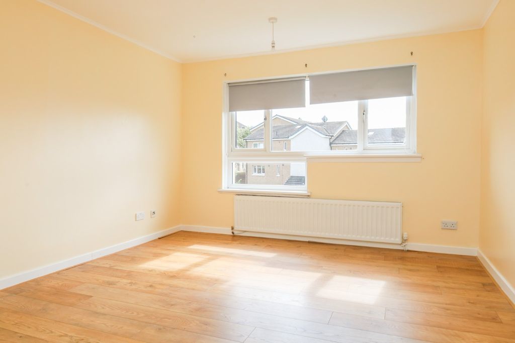 Property photo 2 of 8 Photo 2