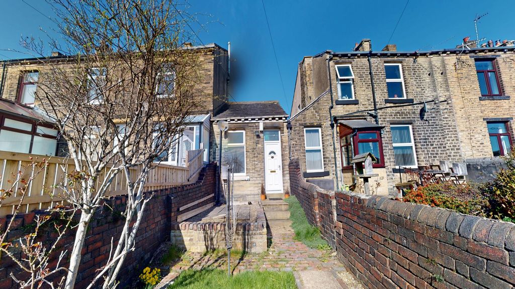 Property photo 1 of 6 42-Garden-Field-03172026_153112