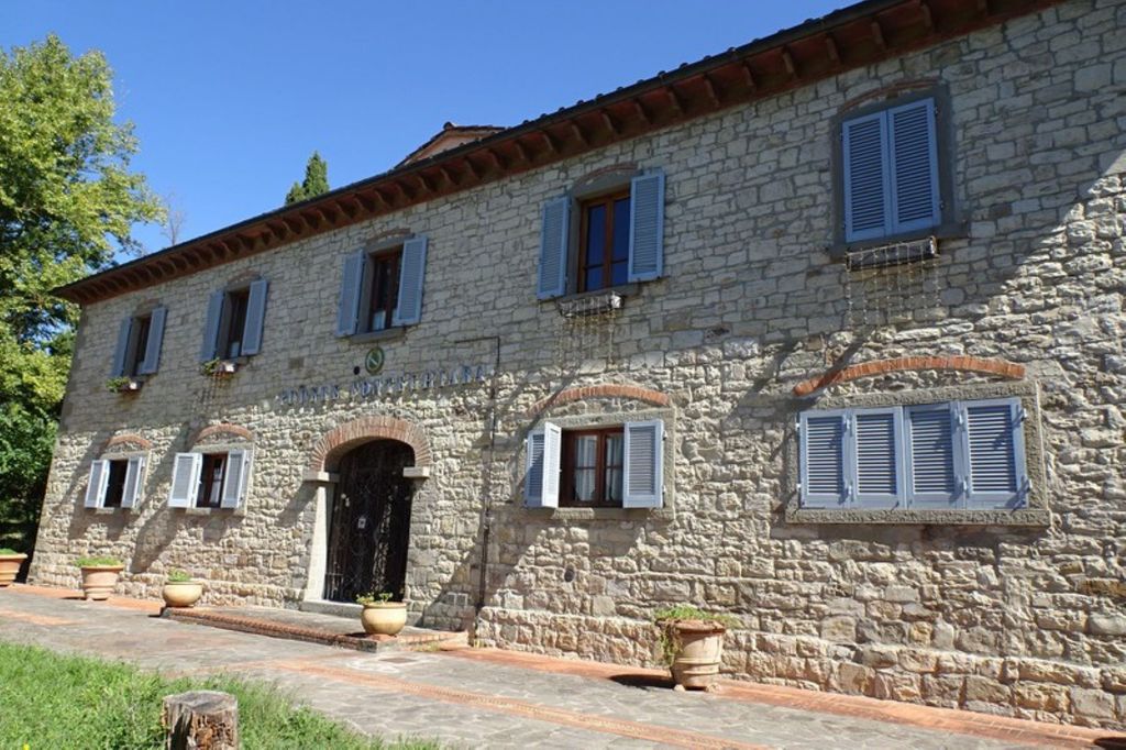 Property photo 1 of 21