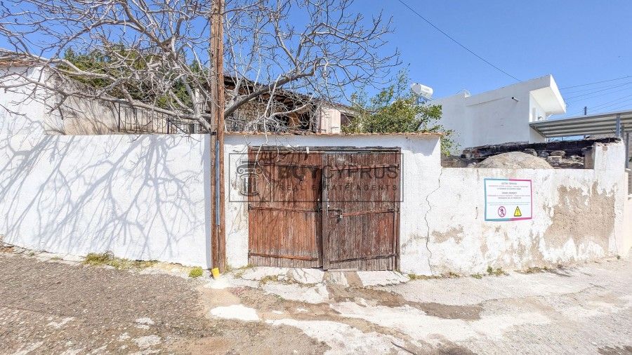 Property photo 1 of 13