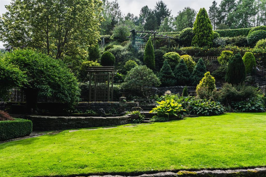 Property photo 3 of 41 Exterior And Gardens