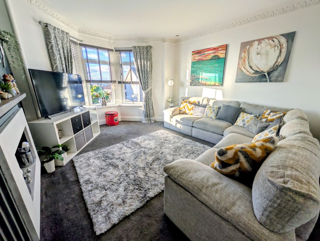 Property photo 3 of 22