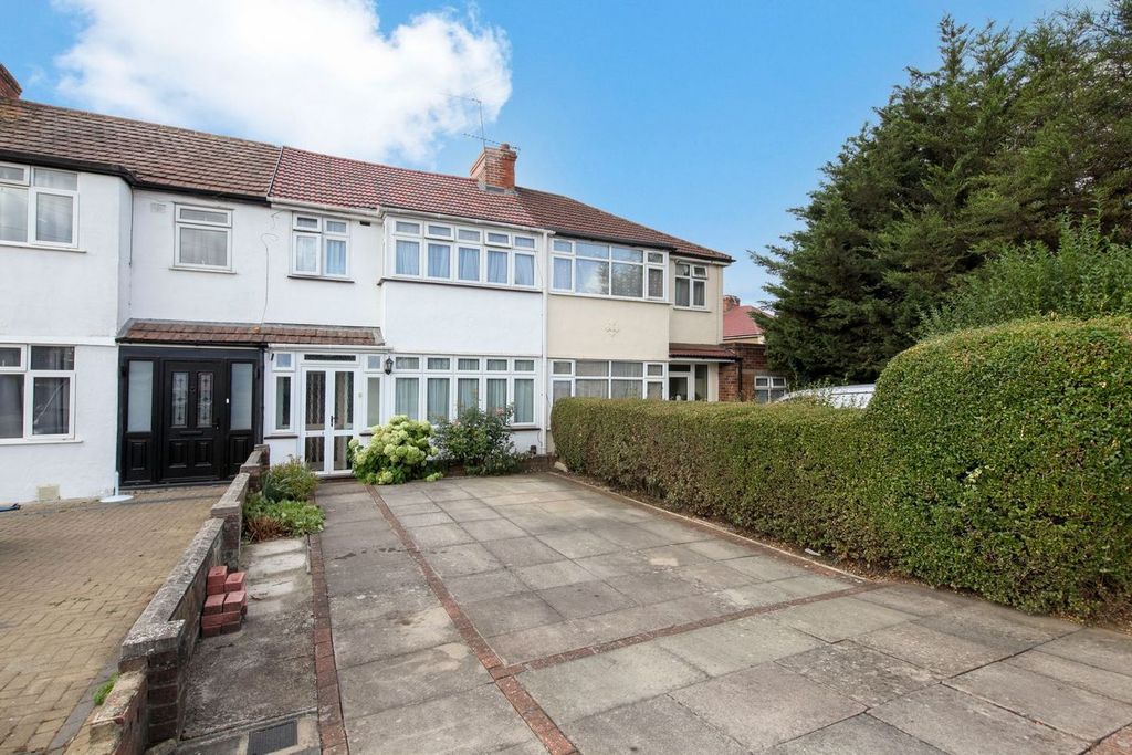 Property photo 1 of 18