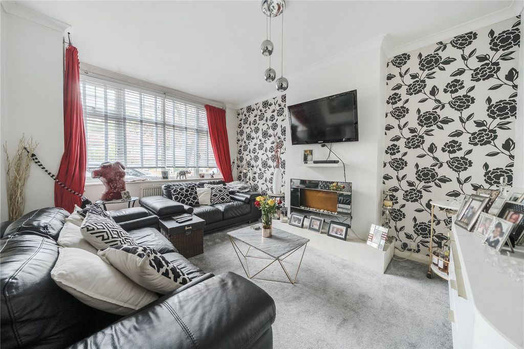 Property photo 2 of 15 Reception Room