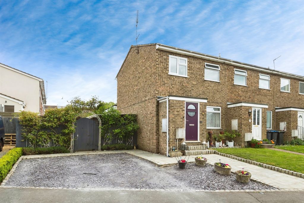 Property photo 1 of 18