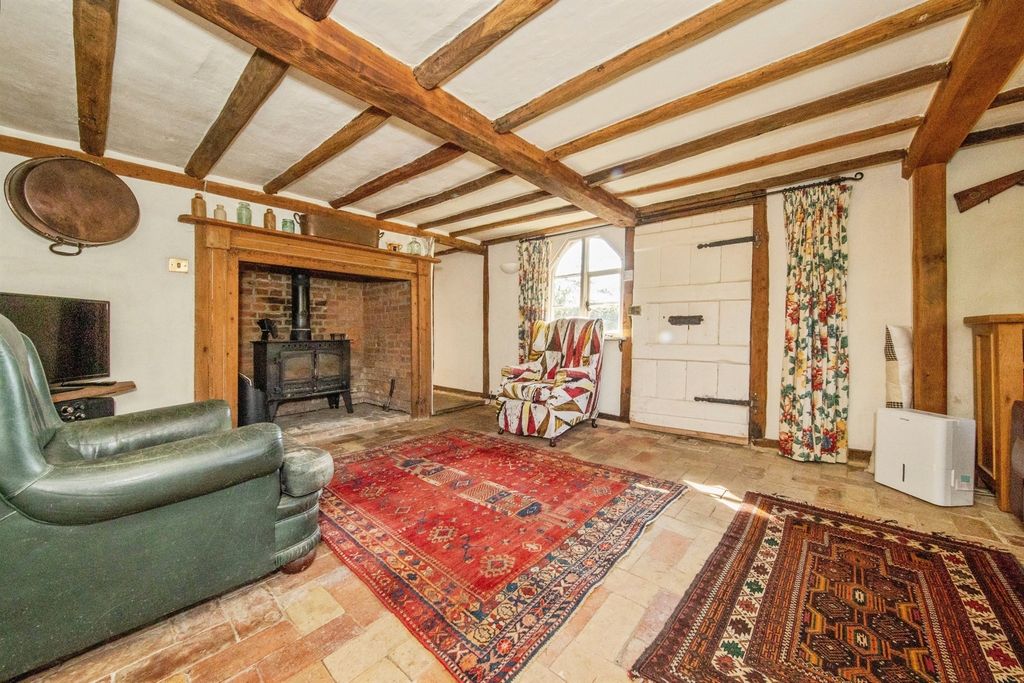 Property photo 2 of 20