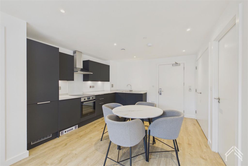 Property photo 3 of 11 3.Jpg