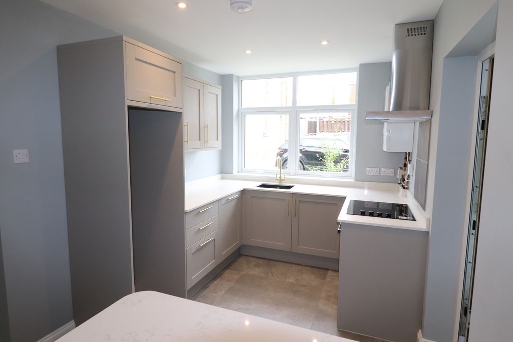 Property photo 2 of 11 New Kitchen
