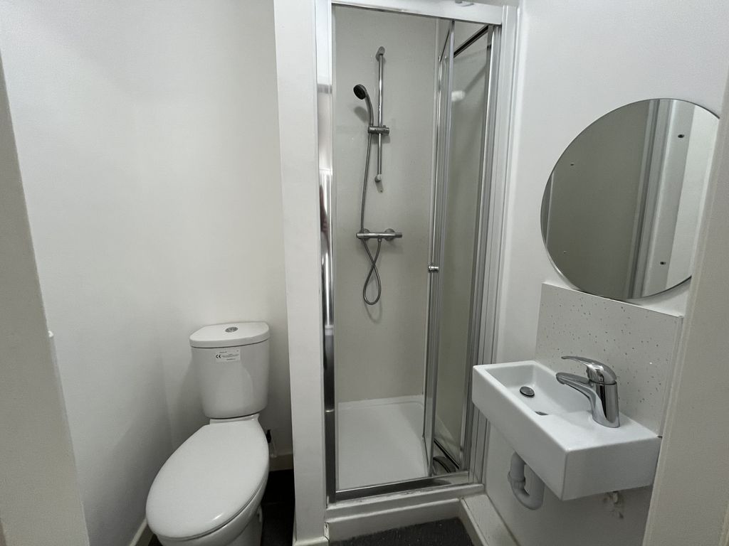 Property photo 3 of 7 Media