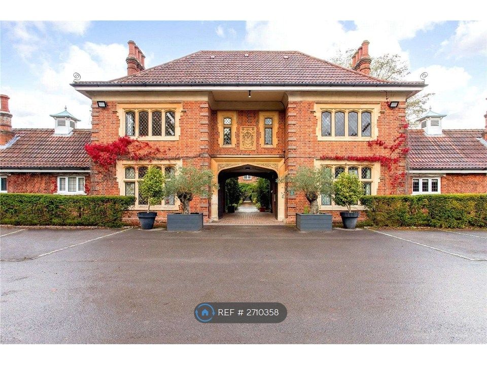 Property photo 1 of 35