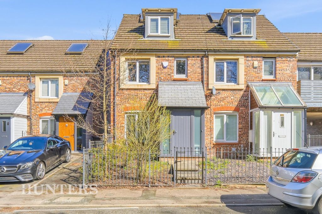 Property photo 1 of 25 Front Exterior