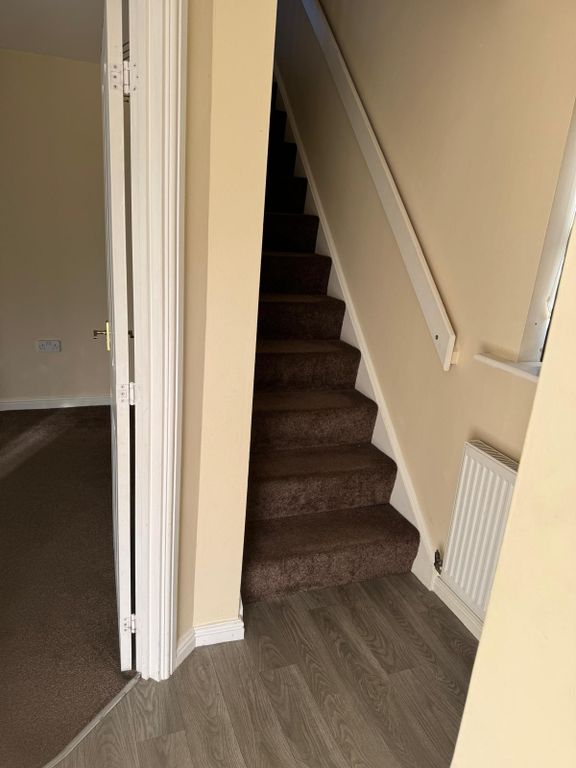 Property photo 2 of 21