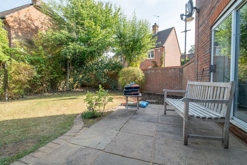 Property photo 3 of 19