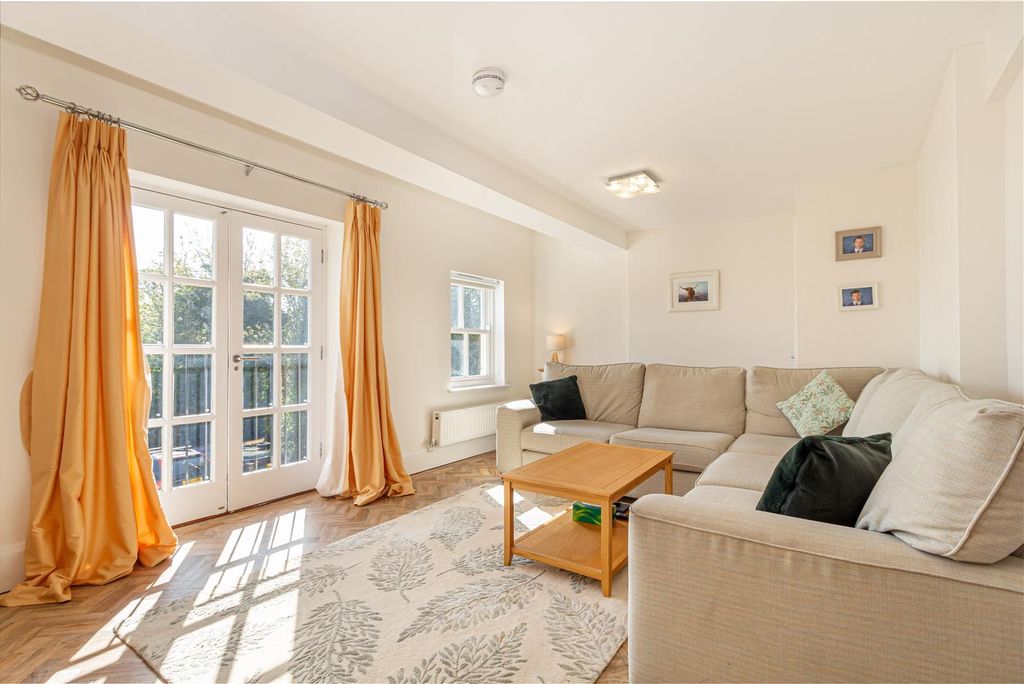 Additional image 17 of 2 bed flat for saleSt. Anns Road, Malvern WR14
