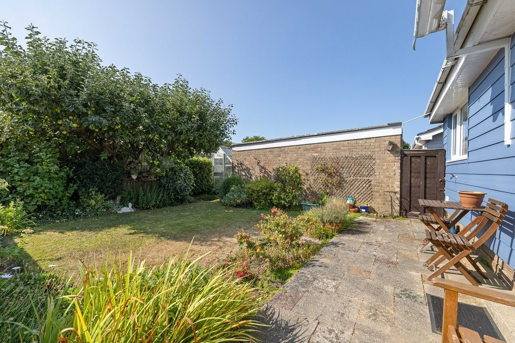 Property photo 3 of 9