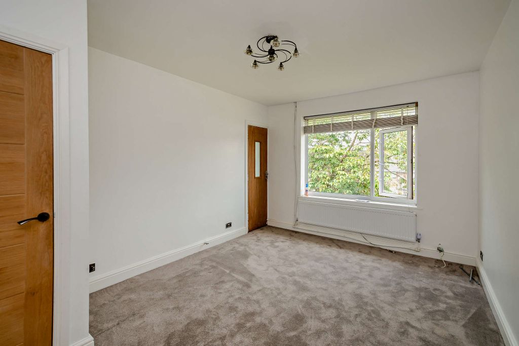 Property photo 2 of 19 Photo 1