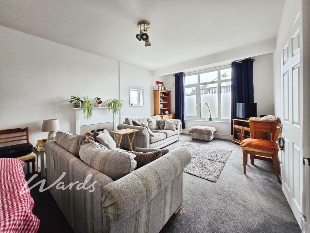 Property photo 2 of 14 866F9059-4770